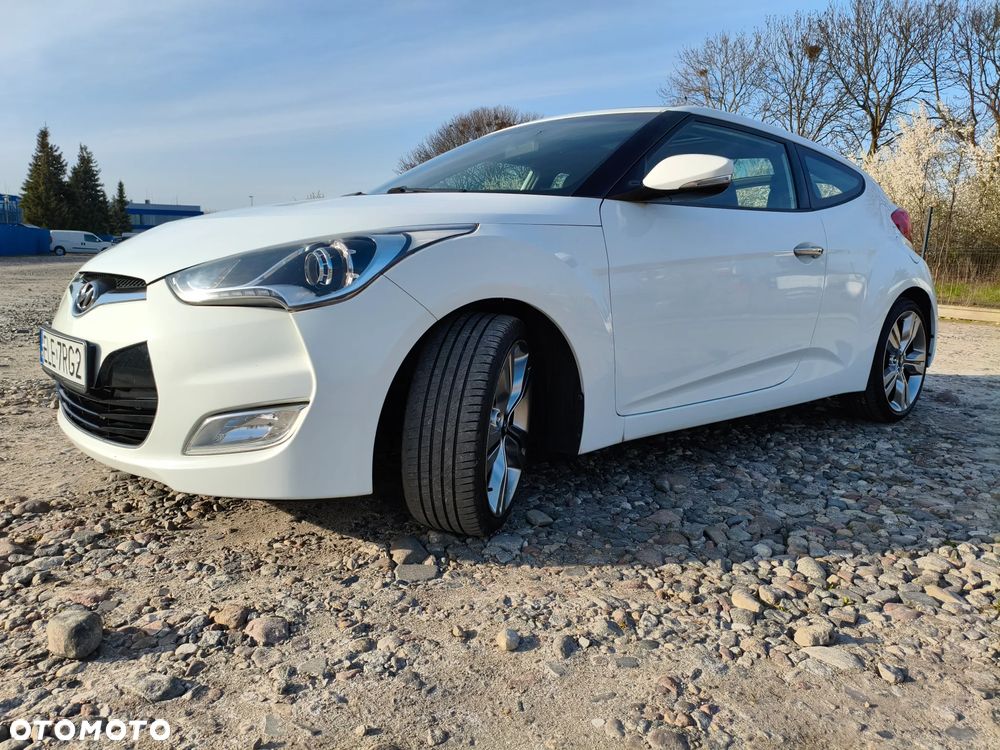 Hyundai Veloster 1.6 Premium - 2