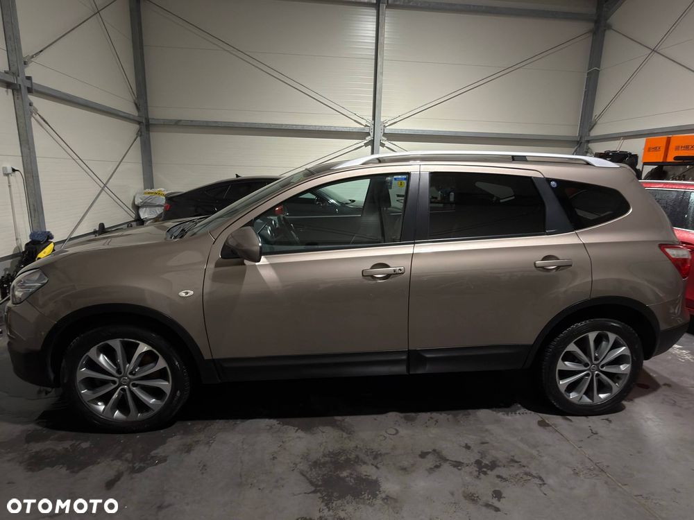 Nissan Qashqai+2 2.0 dCi 4x4 Tekna Premium - 2
