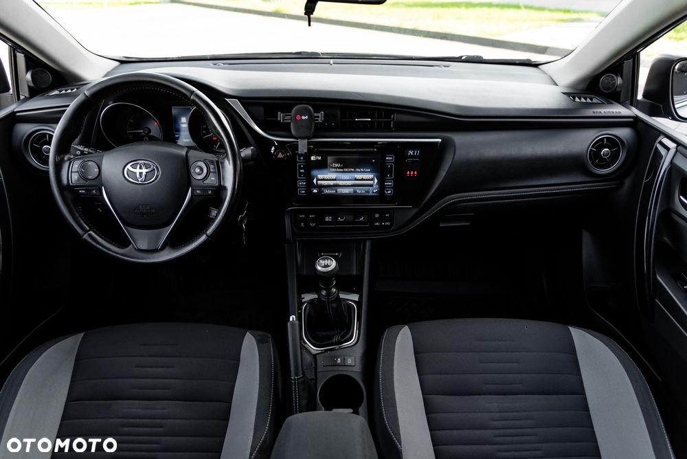 Toyota Auris 1.2 Turbo Edition-S - 27