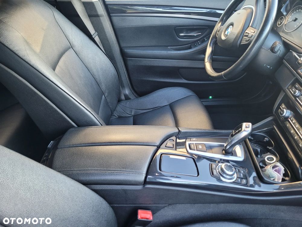 BMW Seria 5 520d - 17