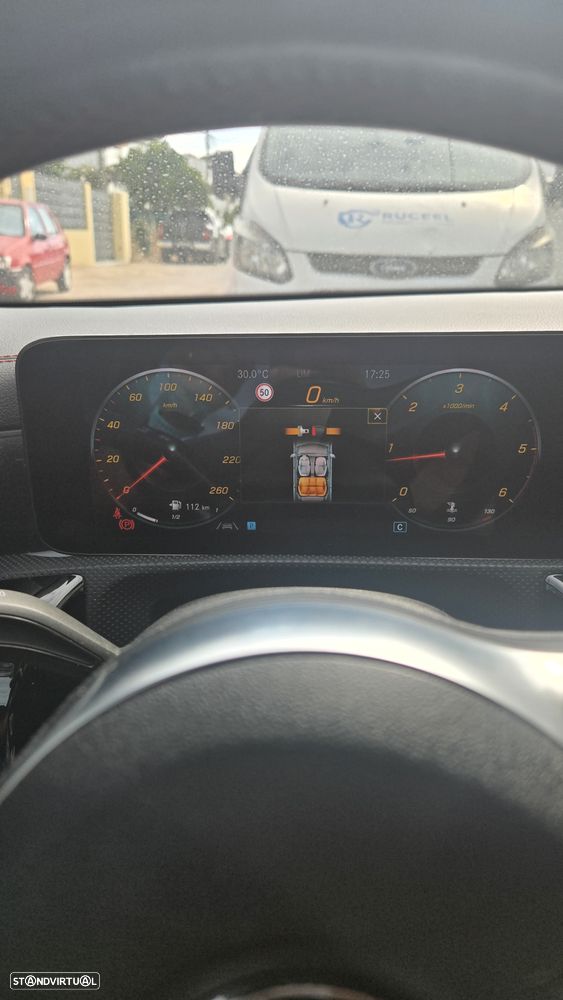 Mercedes-Benz A 200 ver-d-8g--dct-lim-special-edition - 12