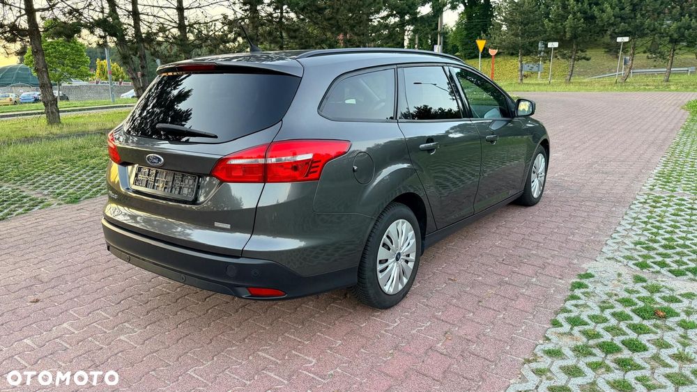Ford Focus 1.0 EcoBoost Gold X (Trend) - 4