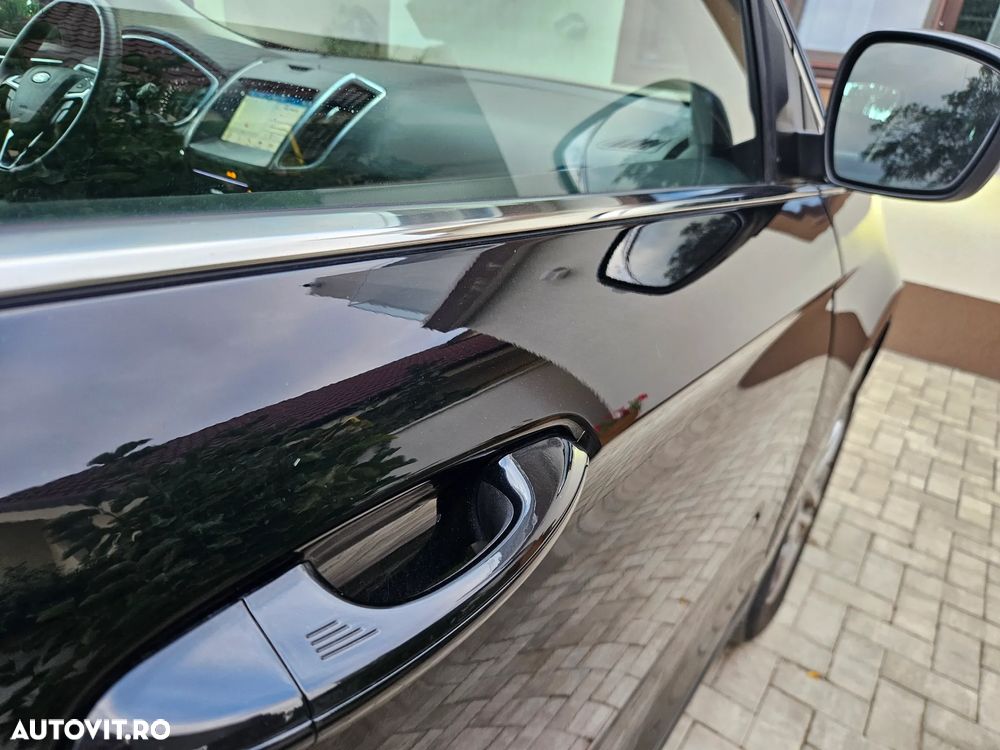 Ford Edge 2.0 TDCi Powershift Titanium - 30