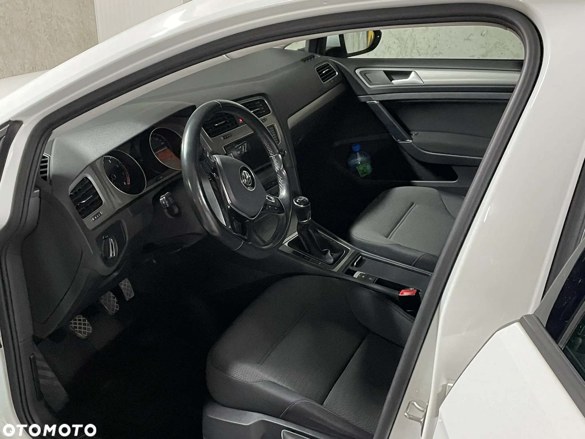 Volkswagen Golf VII 1.4 TSI BMT Comfortline - 13
