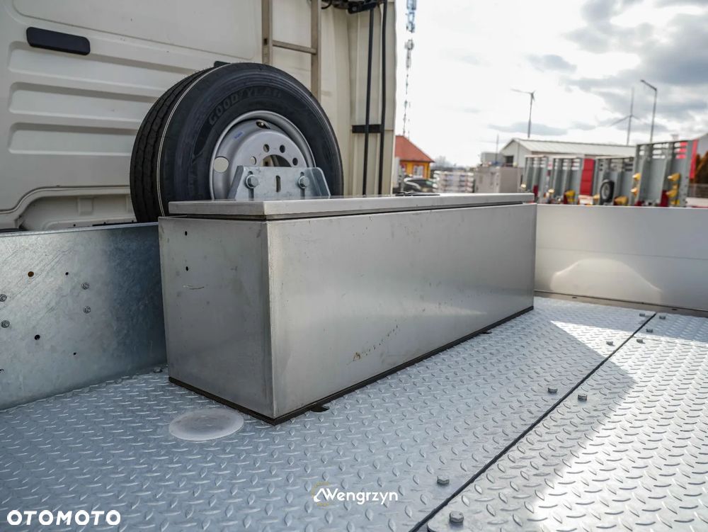 MAX Trailer 2 osiowy tiefbett, lowbed, zawieszenie pneumatyczne - 15