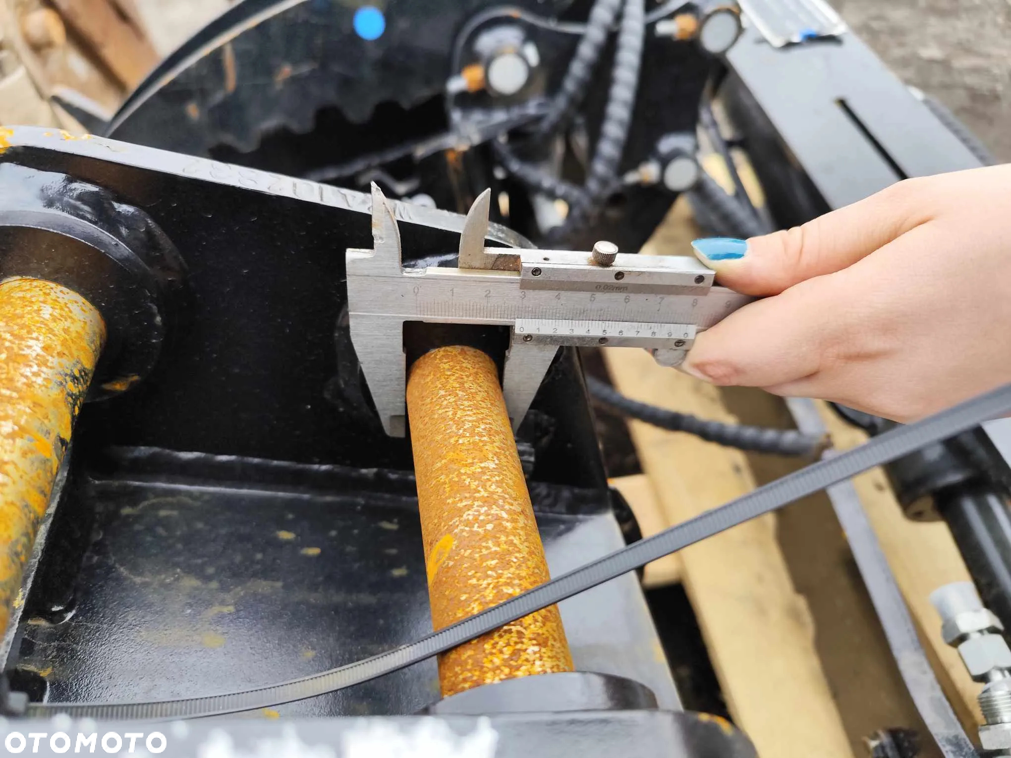 Łyżka szkieletowa ażurowa  przesiewowa przesiewająca sortująca 60cm fi30 do minikoparki NOWA - 6