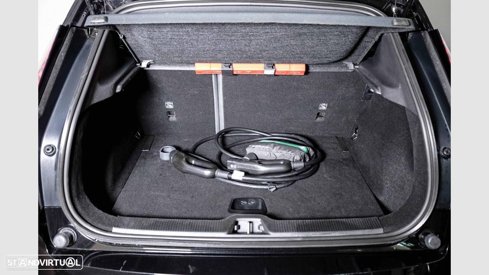 Volvo EX30 69 kWh Single Motor Extended Range Plus - 22