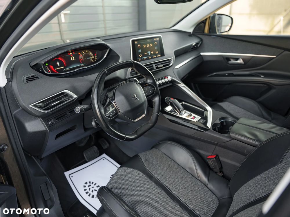 Peugeot 3008 1.6 BlueHDi Allure S&S EAT6 - 16