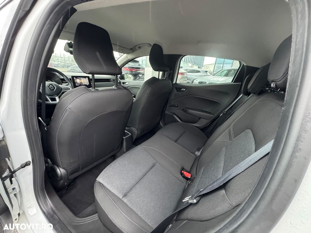 Renault Clio V E-Tech 145 Evolution - 18