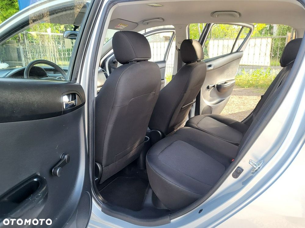 Hyundai i20 - 15