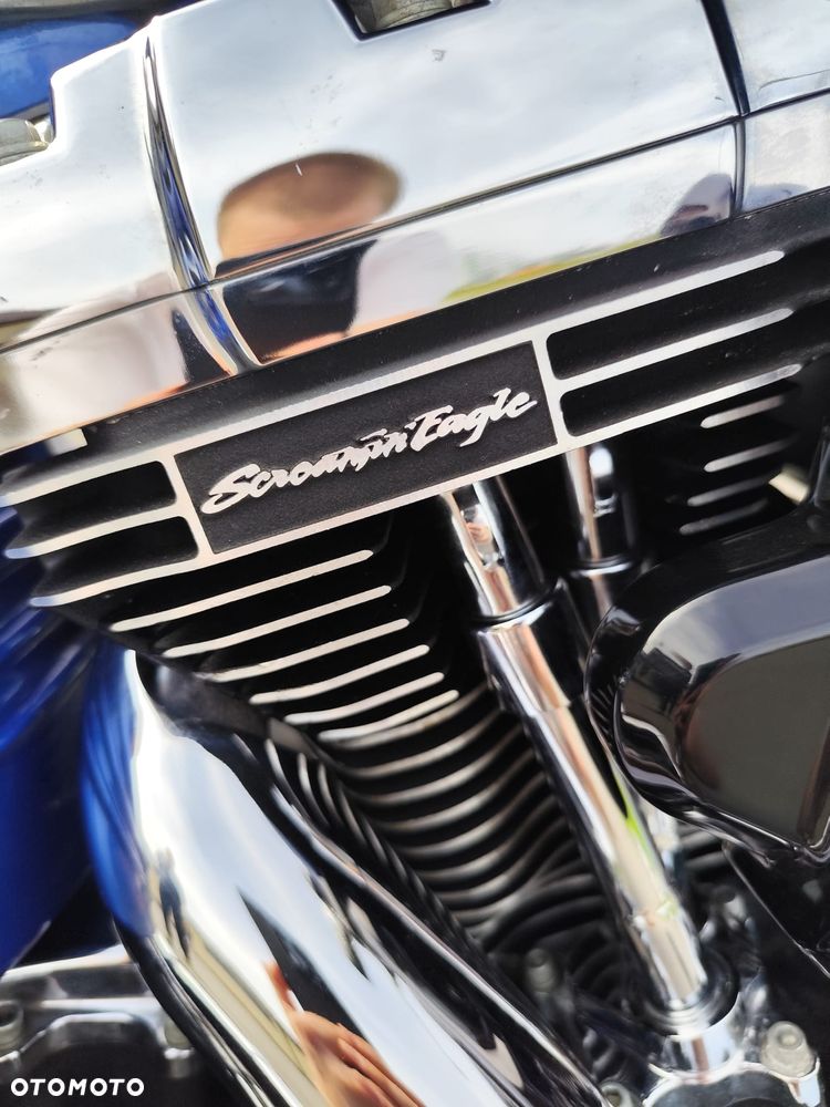 Harley-Davidson Softail Custom - 16