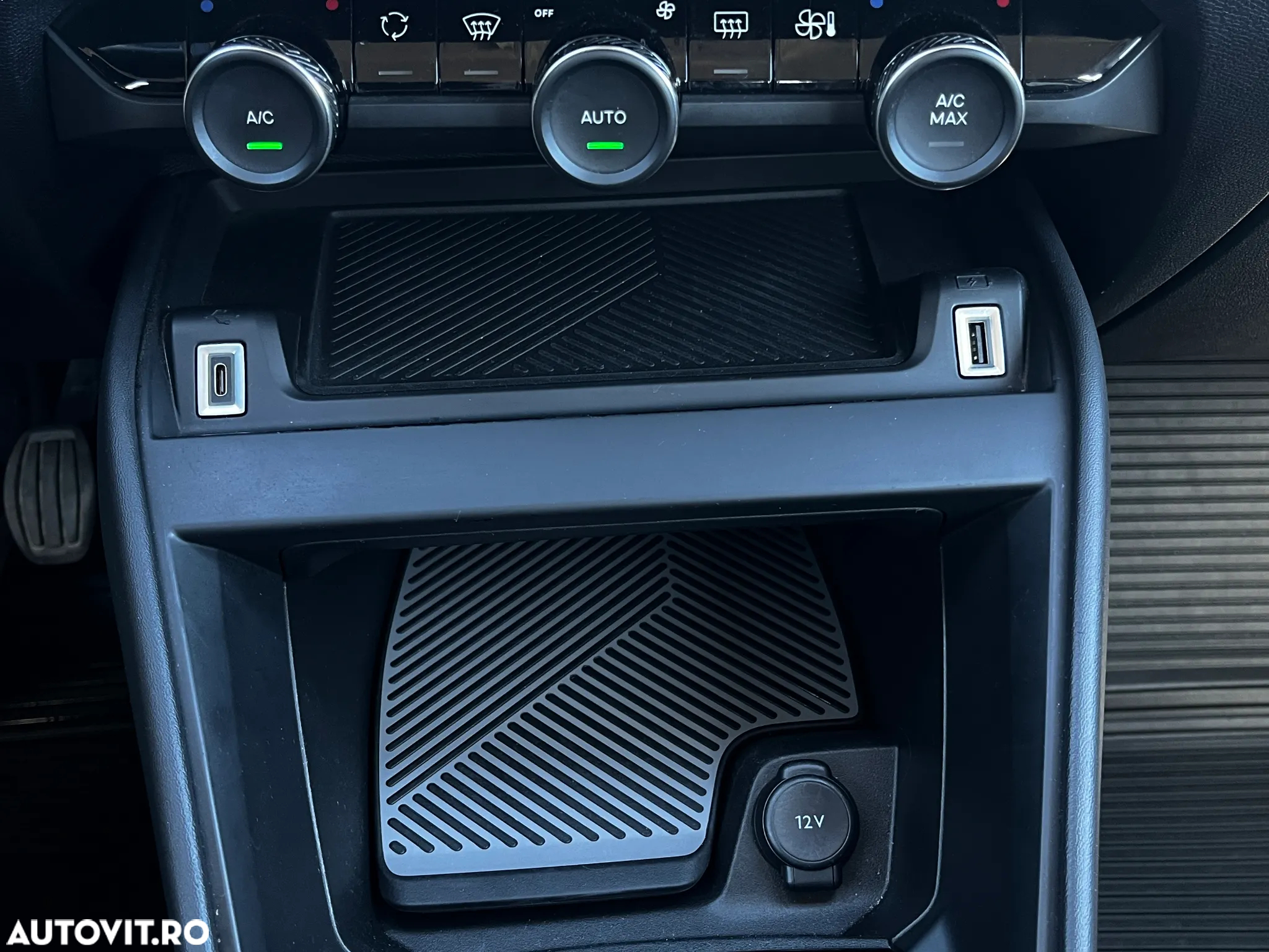 Citroën C4 1.2 PureTech 100 S&S BVM6 Feel - 22
