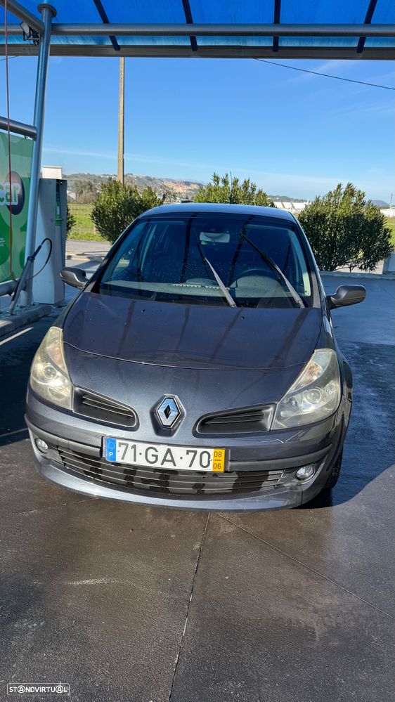 Renault Clio 1.2 16V Confort - 38
