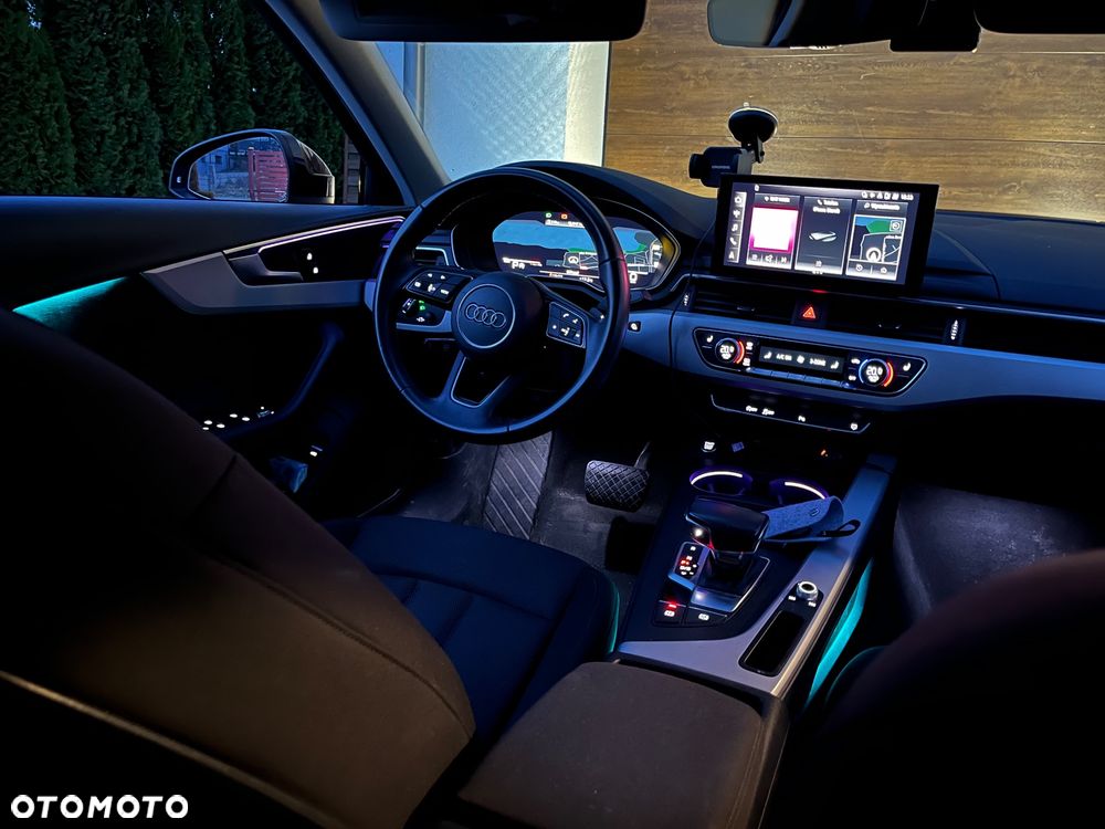 Audi A4 Limousine 35 TFSI mHEV S tronic - 1