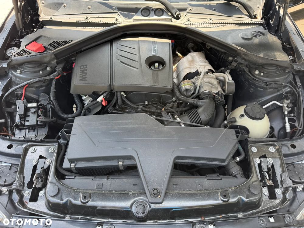 BMW Seria 1 116i Sport Line - 38