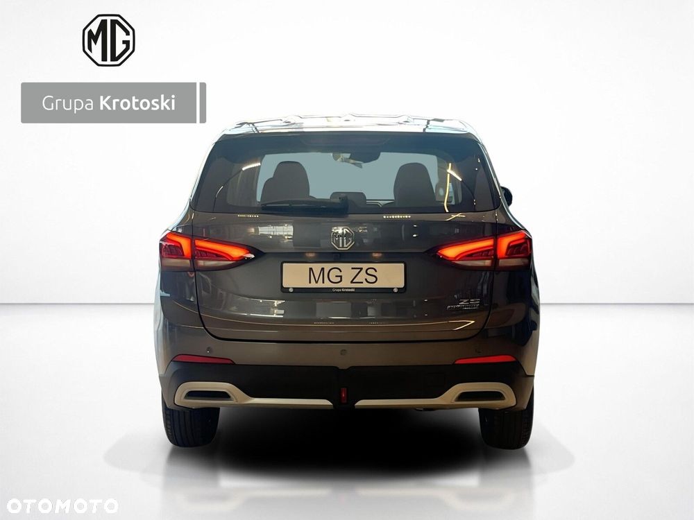 MG ZS Hybrid+ - 6