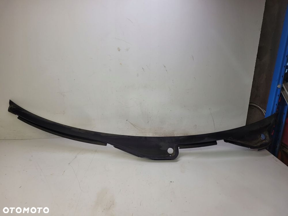 PODSZYBIE PLASTIKOWE WĄSKIE AUDI A4 A5 8K1819403B - 1
