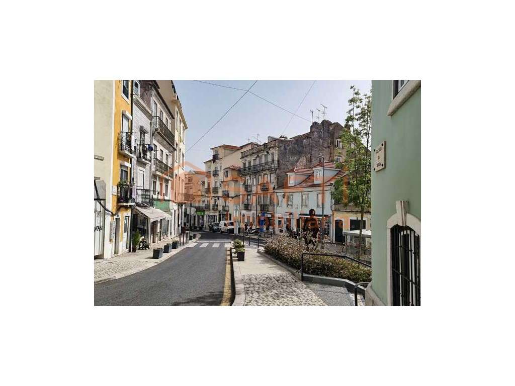 Prédio em Alcântara - Grande imagem: 2/4