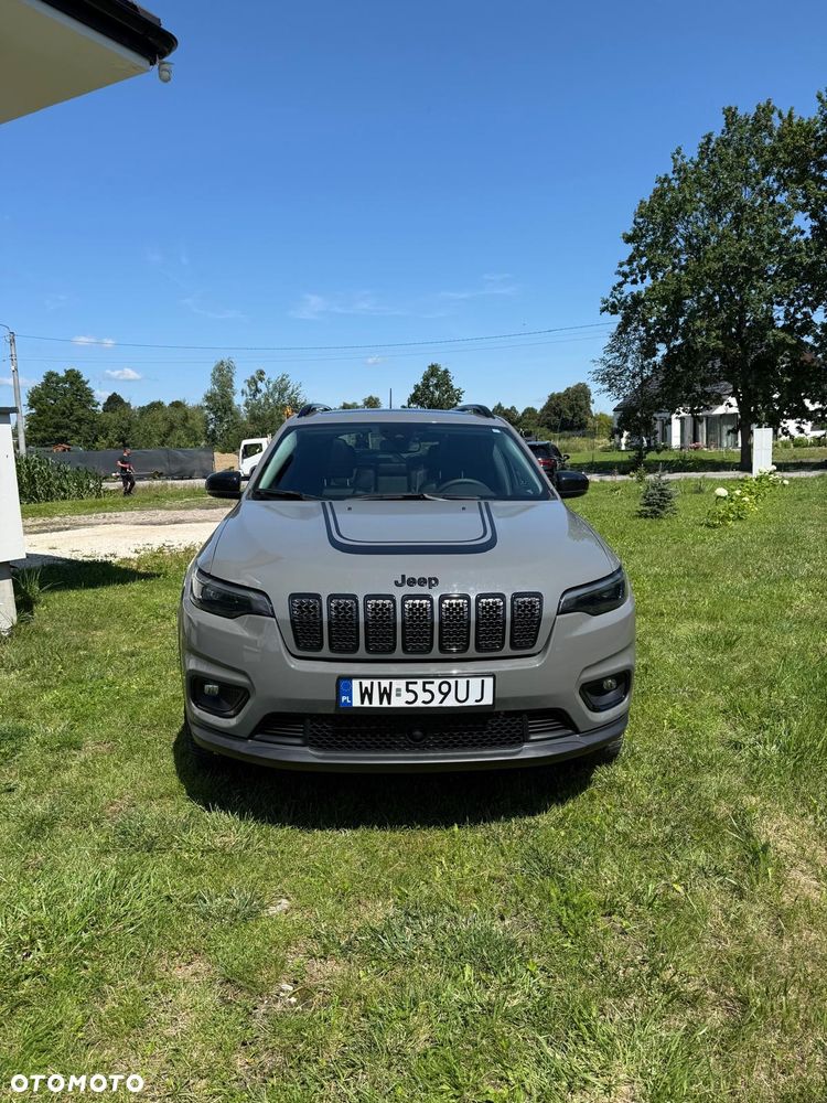 Jeep Cherokee - 2