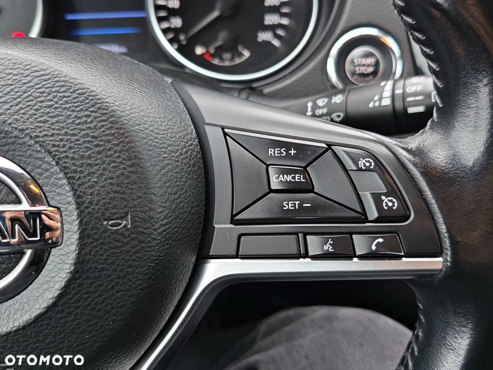 Nissan Qashqai - 17