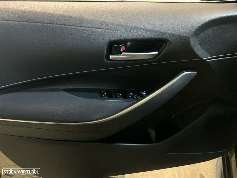 Toyota Corolla Touring Sports 1.8 Hybrid Comfort - 21