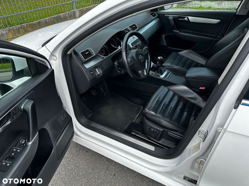 Volkswagen Passat 1.8 TSI Highline - 7