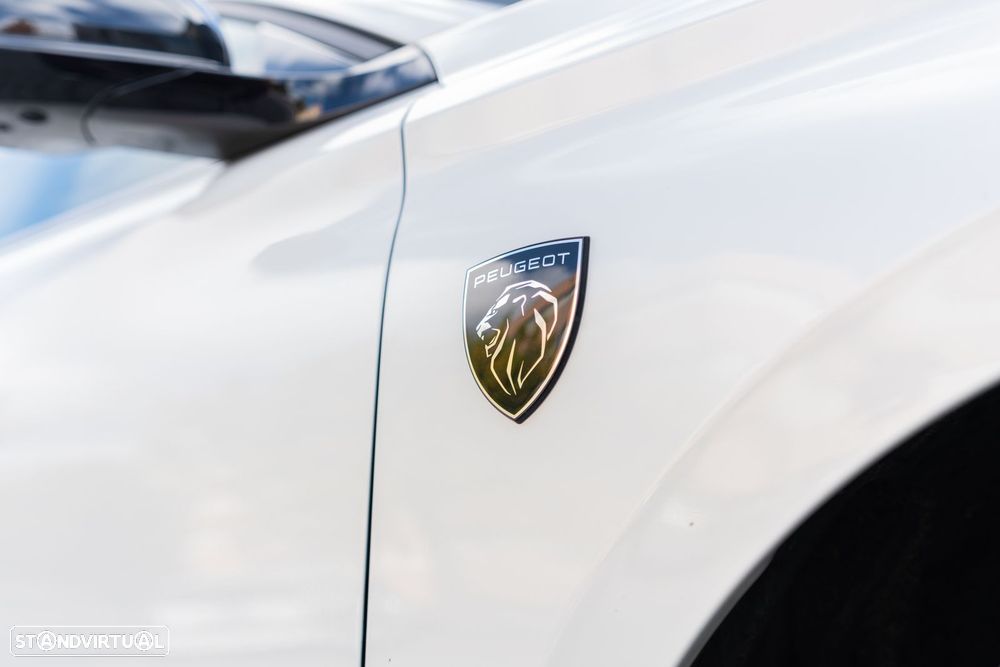 Peugeot 308 1.6 Hybrid GT e-EAT8 - 36