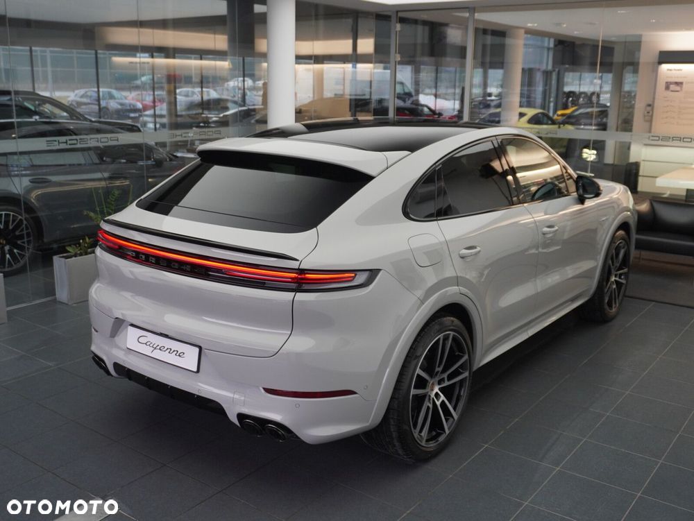 Porsche Cayenne - 15