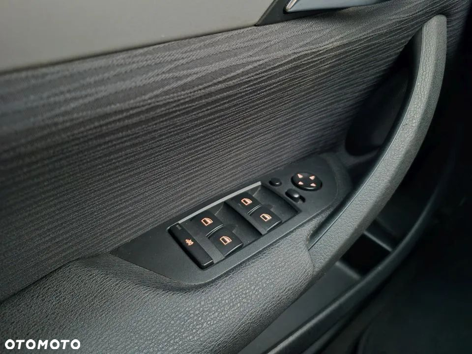 BMW X1 xDrive20d - 26