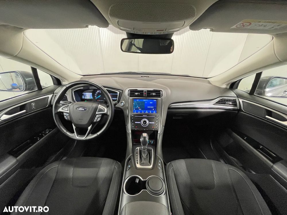 Ford Mondeo 2.0 HEV Titanium - 7