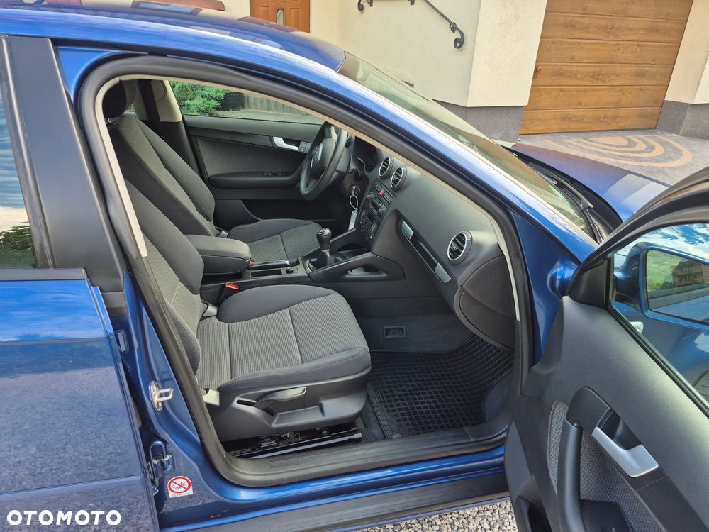 Audi A3 Sportback 1.9 TDI Ambiente - 5