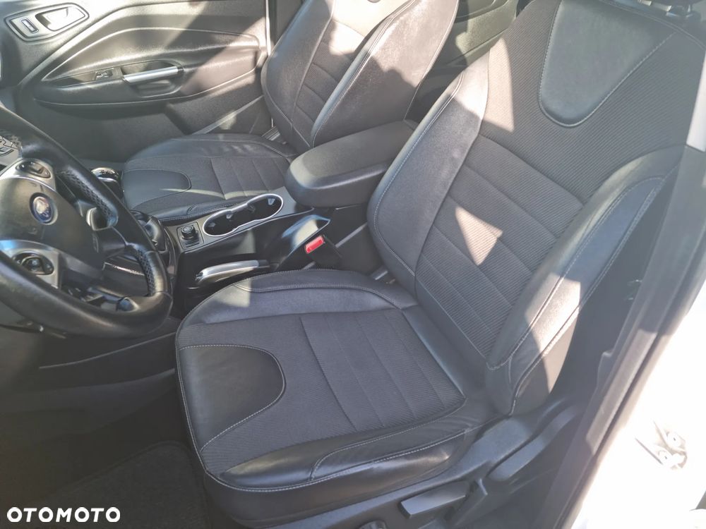 Ford Kuga 2.0 TDCi Titanium FWD - 7