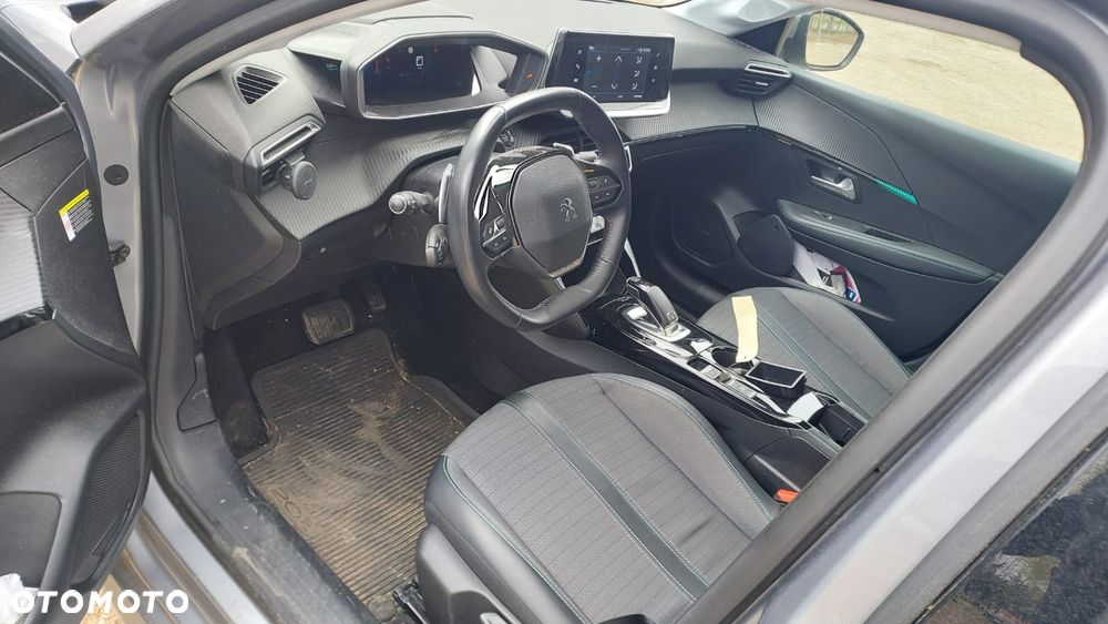 Peugeot 208 PureTech 100 EAT8 Allure Pack - 9