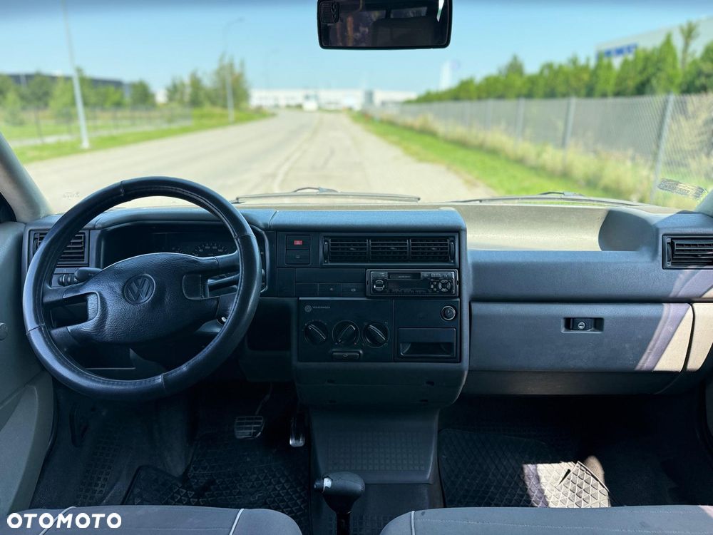 Volkswagen Transporter - 6