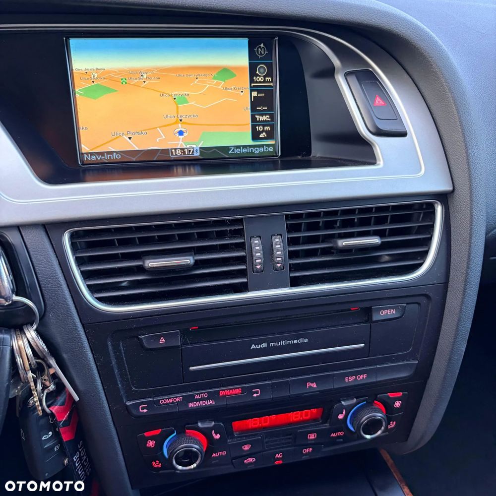 Audi A4 Avant 2.0 TDI DPF quattro S line Sportpaket - 16