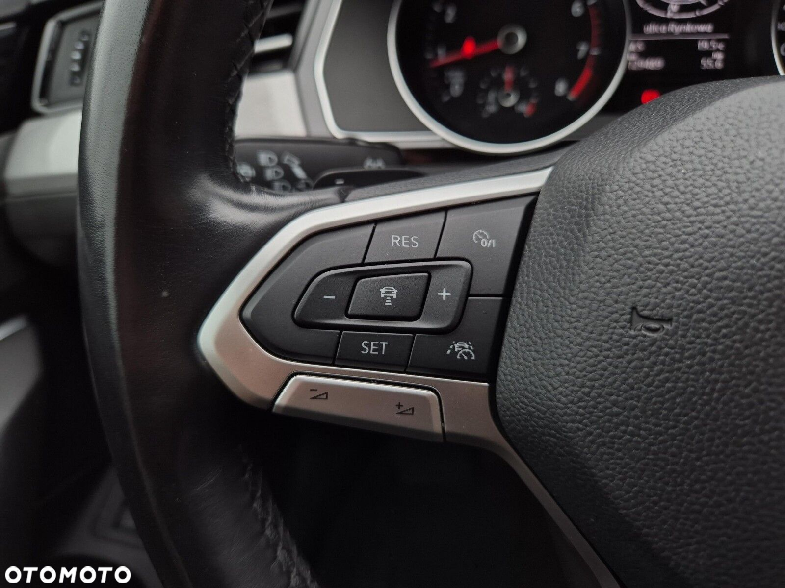 Volkswagen Passat 2.0 TSI Business DSG - 20