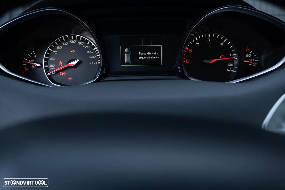 Peugeot 308 SW 1.5 BlueHDi Allure Pack - 26