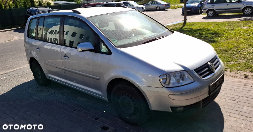 Volkswagen Touran - 6