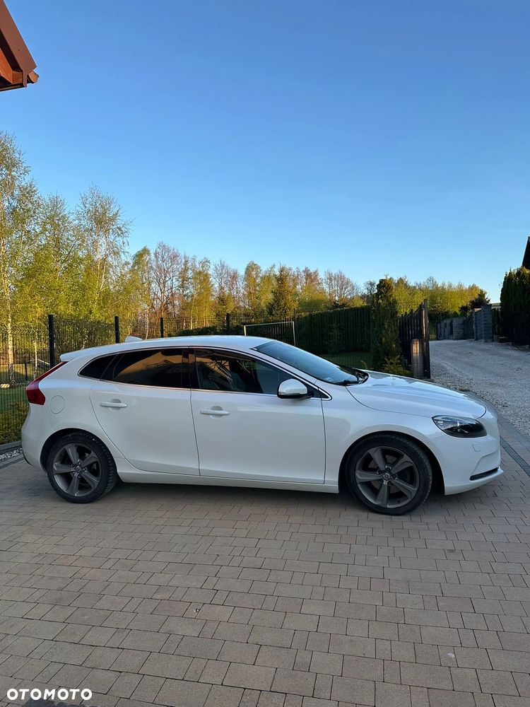 Volvo V40 T3 Summum - 5