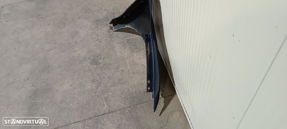 GUARDA-LAMAS FRENTE ESQUERDO RENAULT MEGANE III BERLINA 5 P AUTHENTIQUE - 4