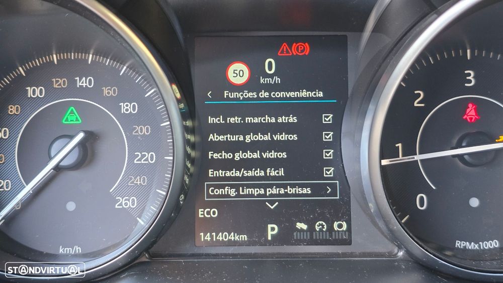 Jaguar E-Pace - 28
