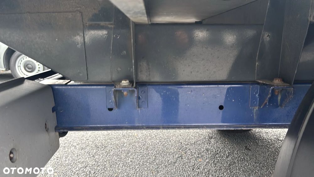 Volkswagen Transporter T5 - 23