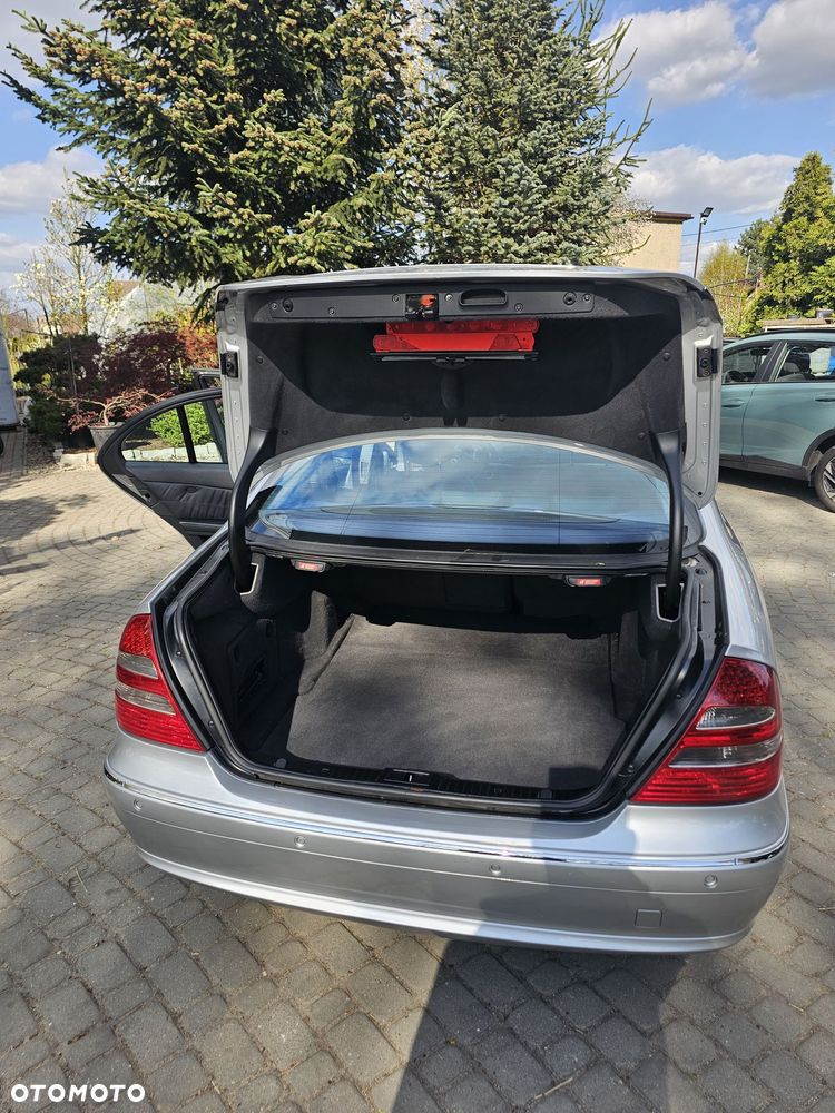 Mercedes-Benz Klasa E 320 CDI Avantgarde DPF - 12