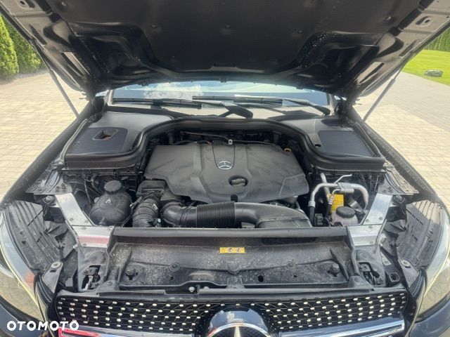 Mercedes-Benz GLC 250 d 4Matic 9G-TRONIC AMG Line - 35