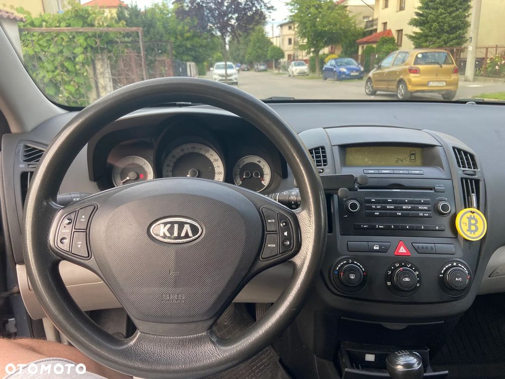 Kia Ceed 1.6 Crdi Comfort - 9
