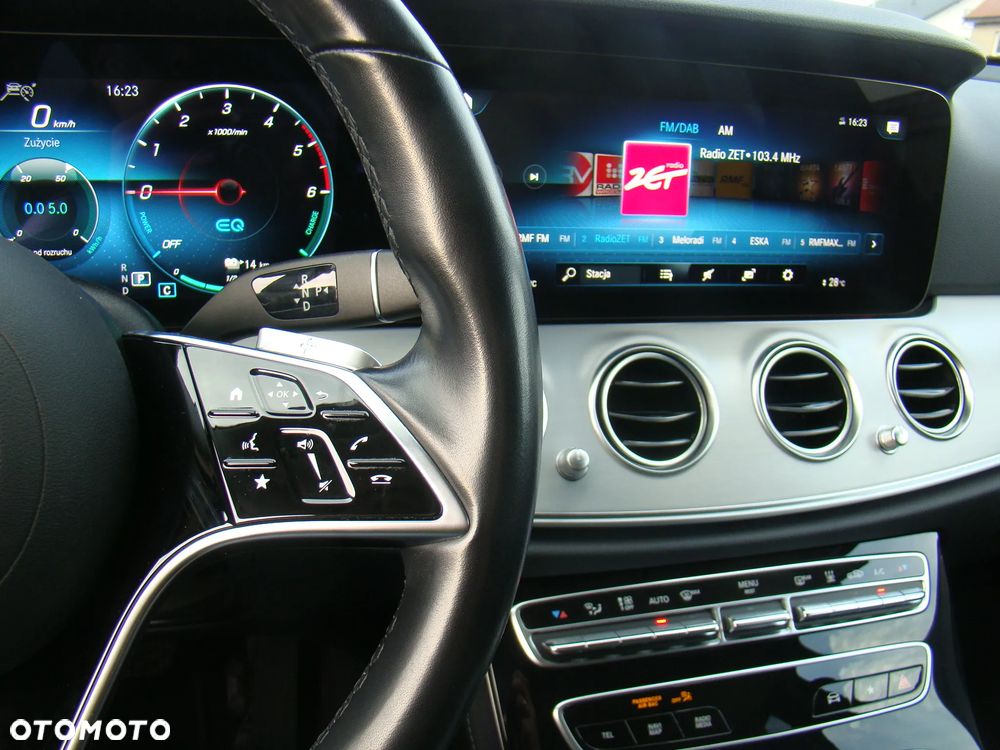 Mercedes-Benz Klasa E 300 de 9G-TRONIC Avantgarde - 24