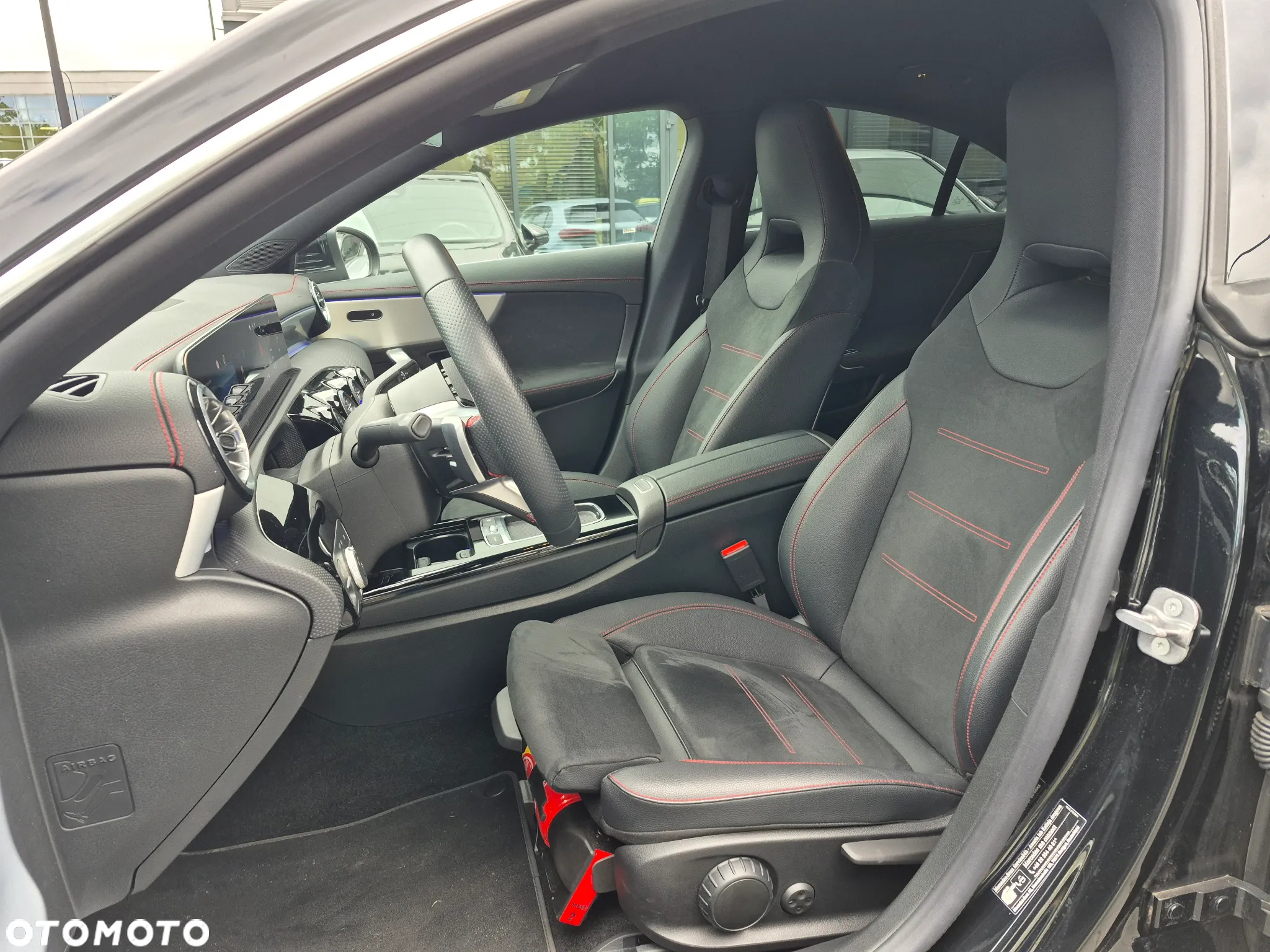 Mercedes-Benz CLA 200 AMG Line 7G-DCT - 18
