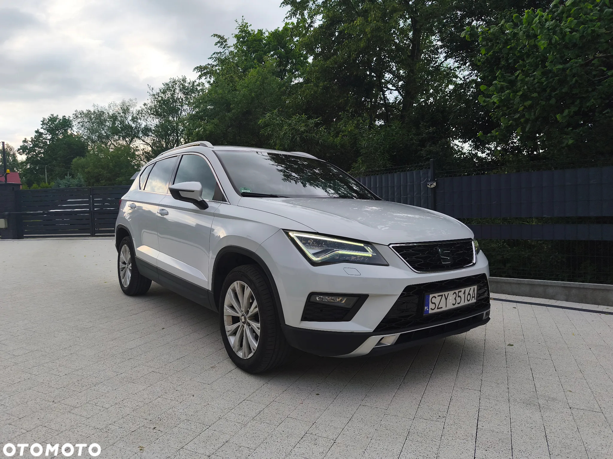 Seat Ateca 2.0 TDI 4Drive DSG XCELLENCE - 4