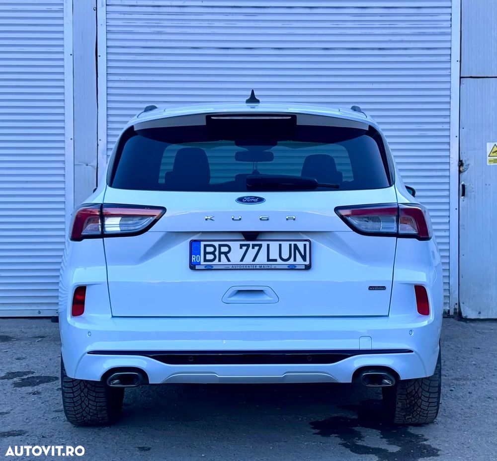 Ford Kuga ver-2-5-duratec-phev-st-line-x - 11