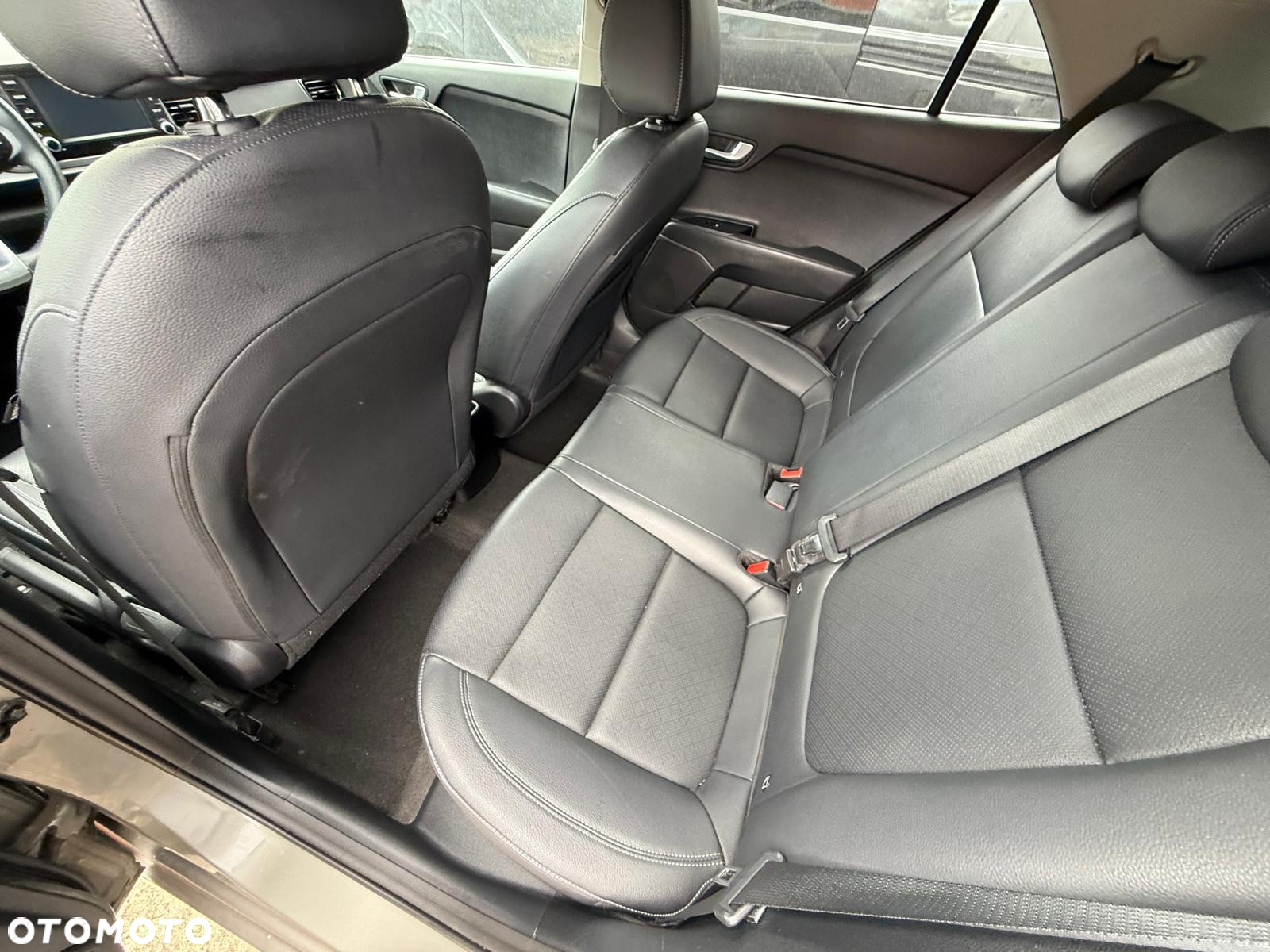 Kia Rio 1.2 L Business Line - 11